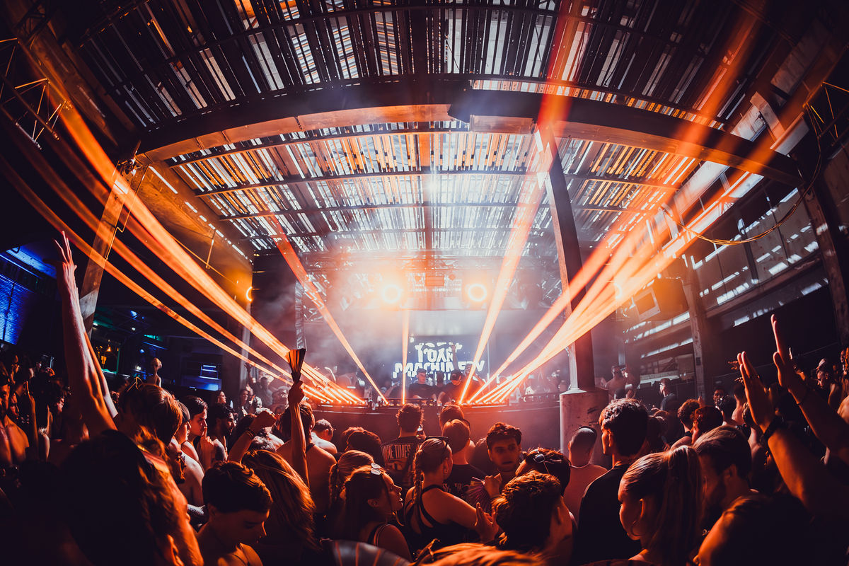 Loading... just a sec